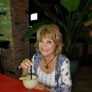 Meet your Posher, Carol